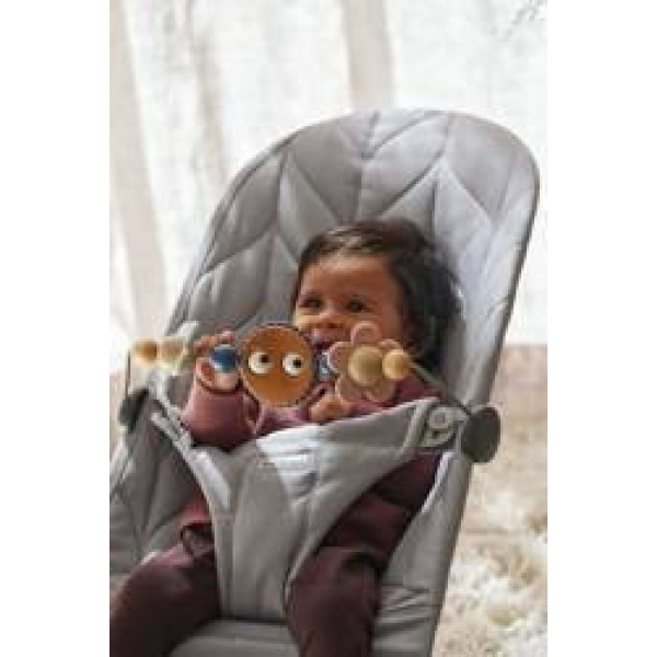 Шезлонг BabyBjorn BLISS COTTON Petal Quilt + іграшка