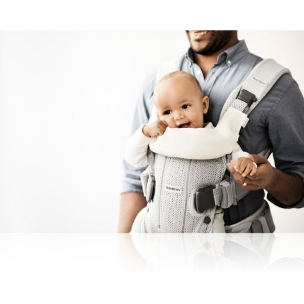 Слюнявчик для рюкзака-кенгуру BabyBjorn One