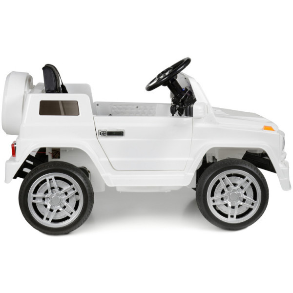 Дитячий електромобіль BAMBI RACER HL1058