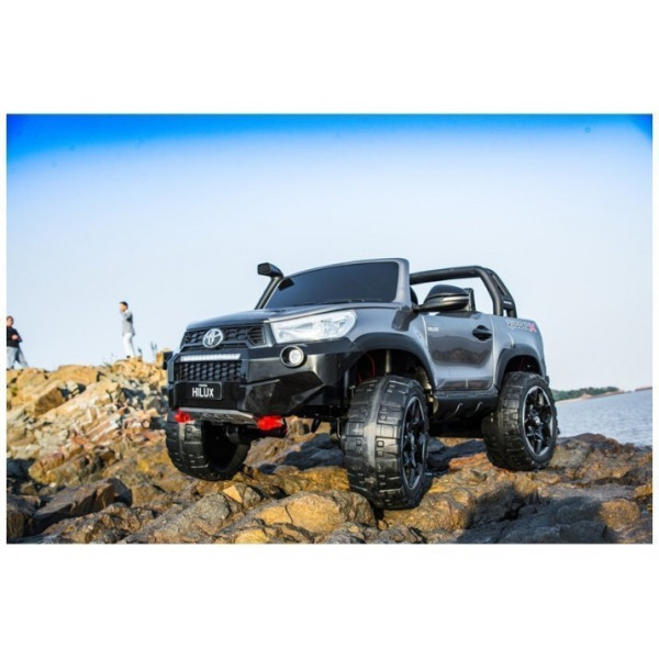 Дитячий електромобіль LEANToys Toyota Hilux Лакований