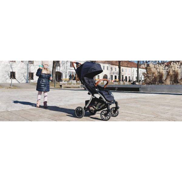 Прогулочная коляска Petite and Mars Cross