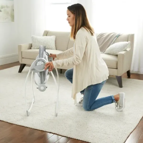 Кресло - качели INGENUITY Comfort 2 Go Cuddle Lamb