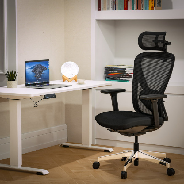 Крісло Mealux Q1 Air Fabric Black (арт HF-Q1 F/B) - спинка сітка / сидіння тканина / колір чорний (коробок-1 шт.)
