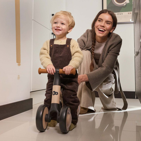 Каталка-беговел Kinderkraft Cutie Flash Beige (KRCUFL00BEG0000)