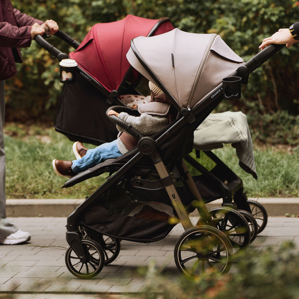 Прогулочная коляска Kinderkraft Grande 2 Black (KSGRAN02BLK0000)